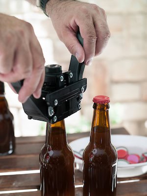 Como cerrar botellas cerveza